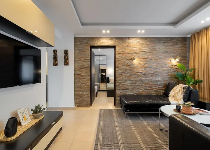 Shangri La Loft Apartment