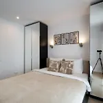 Shangri La Loft Apartmán Bukurešť