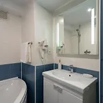 Shangri La Loft *