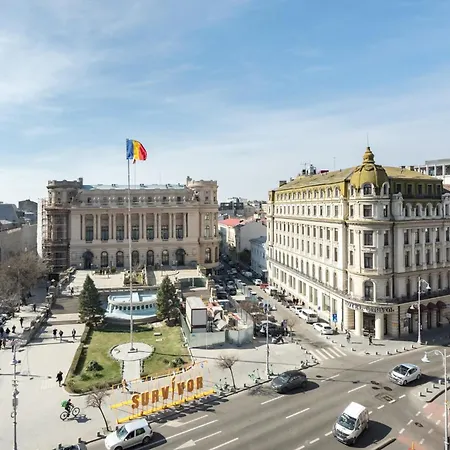 Shangri La Loft Apartment