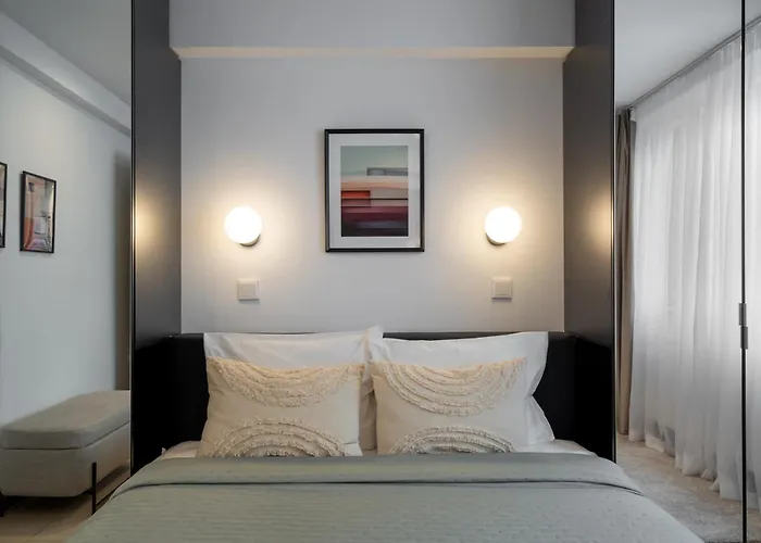 Shangri La Loft Апартаменти